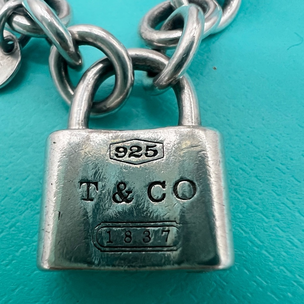 🔴Authentic TIFFANY & CO VINTAGE Sterling Silver 1837 Padlock Lock Bracelet🔴 - Picture 5 of 12